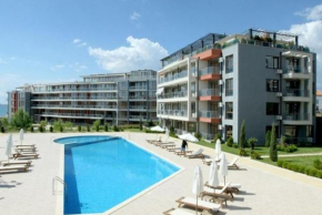 Sun Wave Sea and Pool View